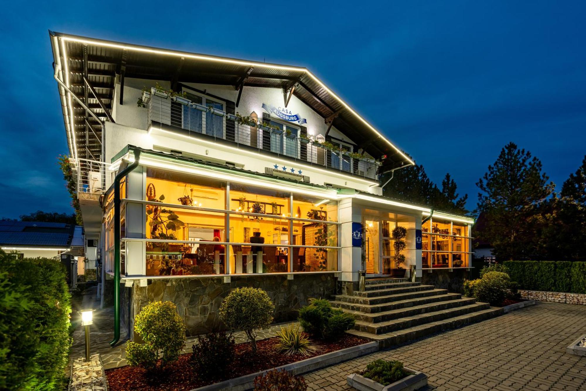 Hotel Casa Augsburg Wellness Băneşti Exterior foto