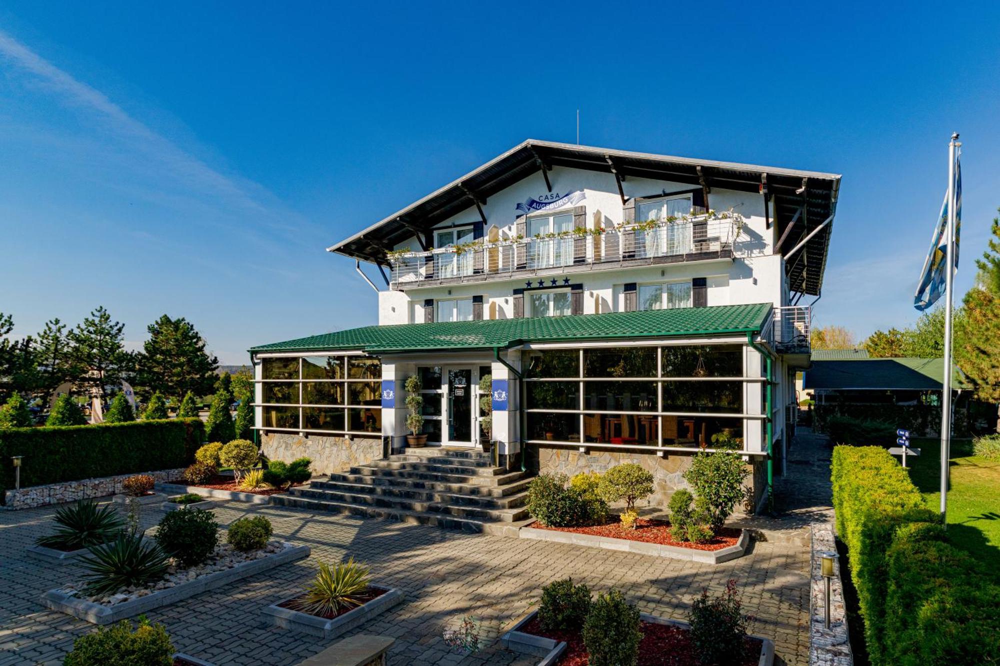 Hotel Casa Augsburg Wellness Băneşti Exterior foto